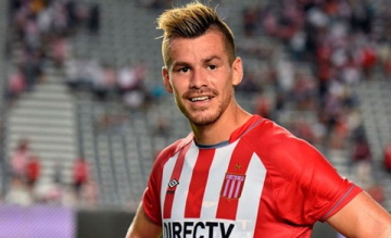 Foto- Gastón Giménez en la selección paraguaya.jpg