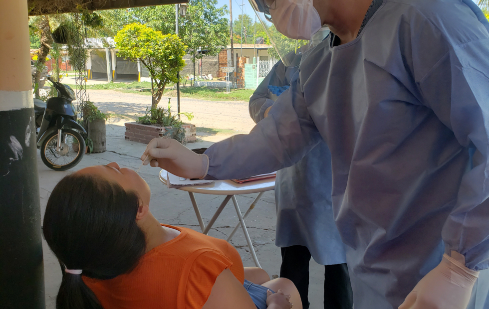 Se cierra una semana con cientos de hisopados encarados en varios barrios de Clorinda