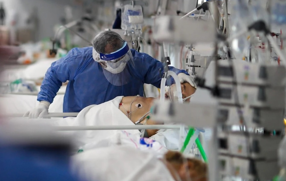 Transfieren otros $ 1.300 millones a las obras sociales por mayores tratamientos crónicos