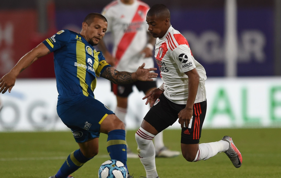 River visita a Rosario Central en busca de la clasificación