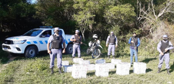 La polic_a hall_ cargamento abandonado de cigarrillos extranjero valuados en m_s de medio mill_n de pesos.jpg