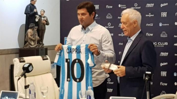 Pag 12 Foto 3- Rubén Capria nuevo mánager de Racing.jpg