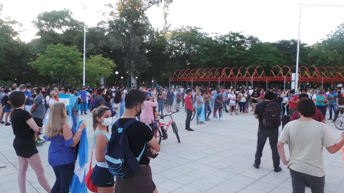 MARCHA 1.jpg