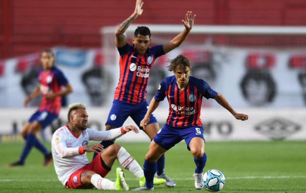 San Lorenzo va por la clasificación ante Argentinos