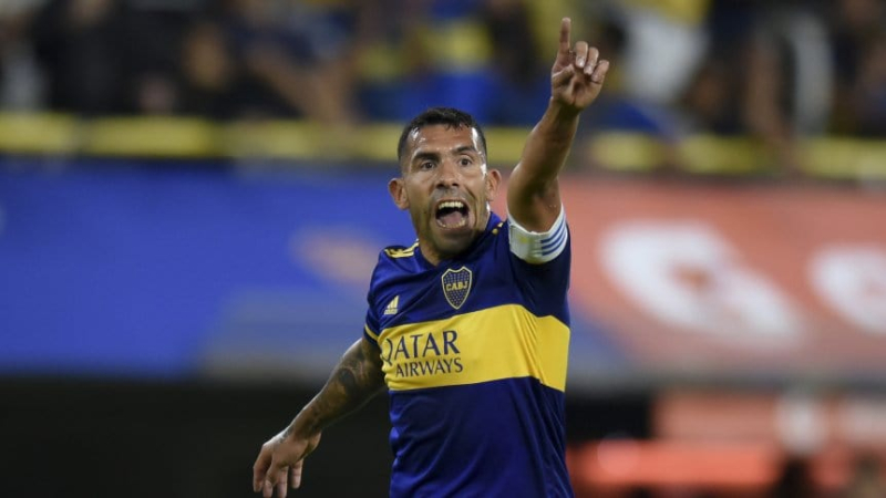 Foto- Carlitos Tevez es la carta de gol del Xeneize en el partido de ida de los octavos de final..jpg