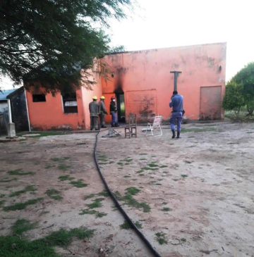 Incendio Palo Santo Colonia Matacos.jpg