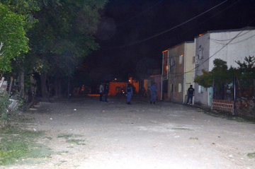 Incidentes en barrio Obrero con personal policial lesionados (2).jpg