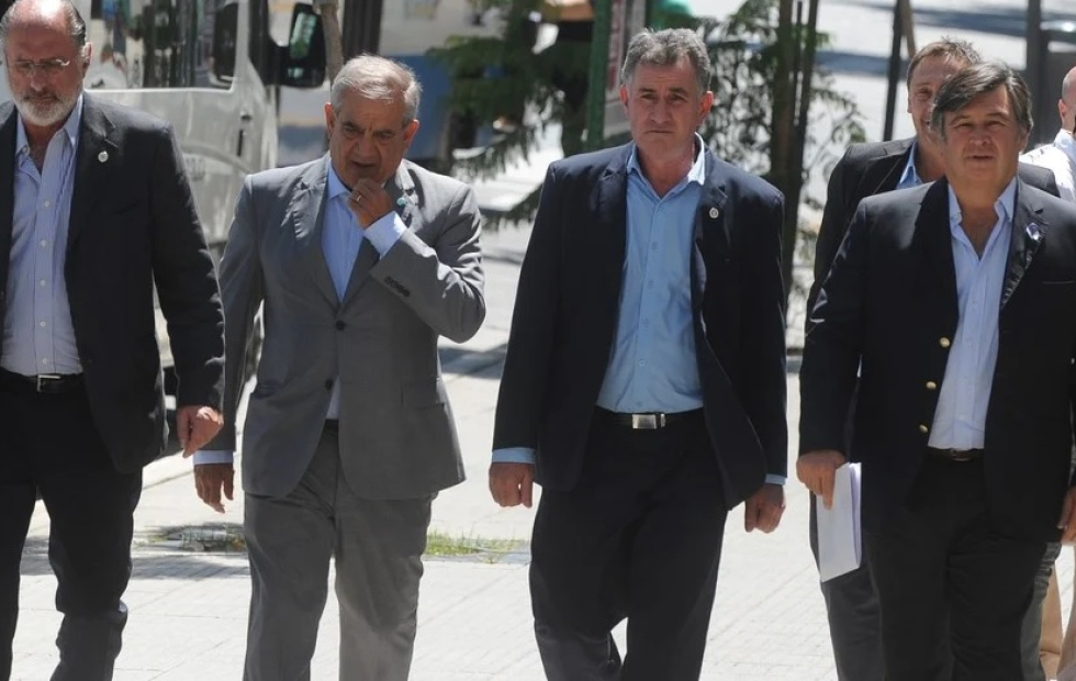 Cepo al maíz: arrancan las asambleas y la Mesa de Enlace del campo define un paro