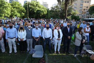oposicionpideexplicacionesAlbertoVACUNASVIP2021.jpg