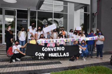 FundacionHuellasreclamo.jpg