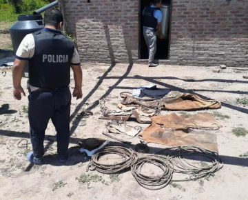 Villa 213 UEAR La Floresta esclareció un caso de abigeato calificado y detuvo a cuatro personas(1).jpg