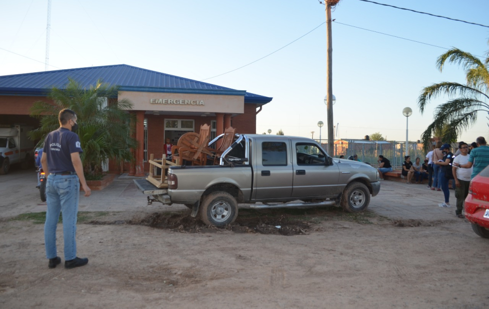 Padre no vio a su pequeño hijo y lo embistió con la camioneta cuando salía del garaje