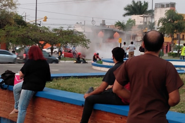 Auto incendiado