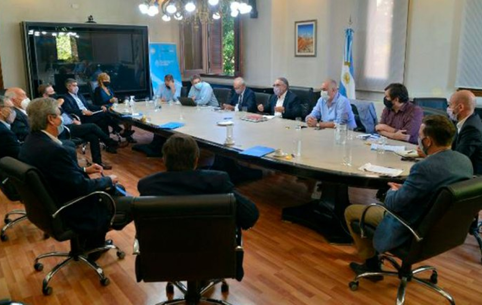 Marcha atrás del Gobierno: eliminarán las restricciones a la exportación del maíz