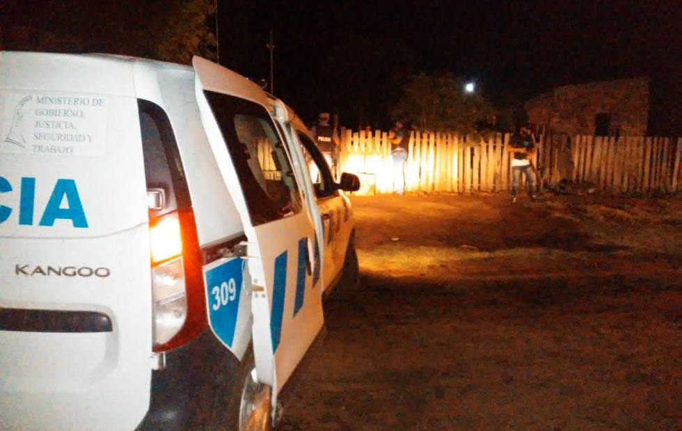 Un hombre falleció tras ser agredido con un arma blanca. Hay tres personas detenidas