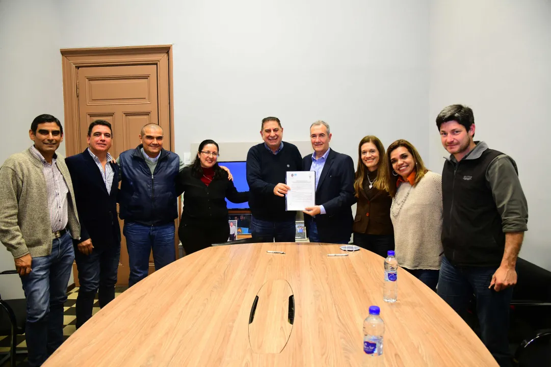 convenio firma.jpg