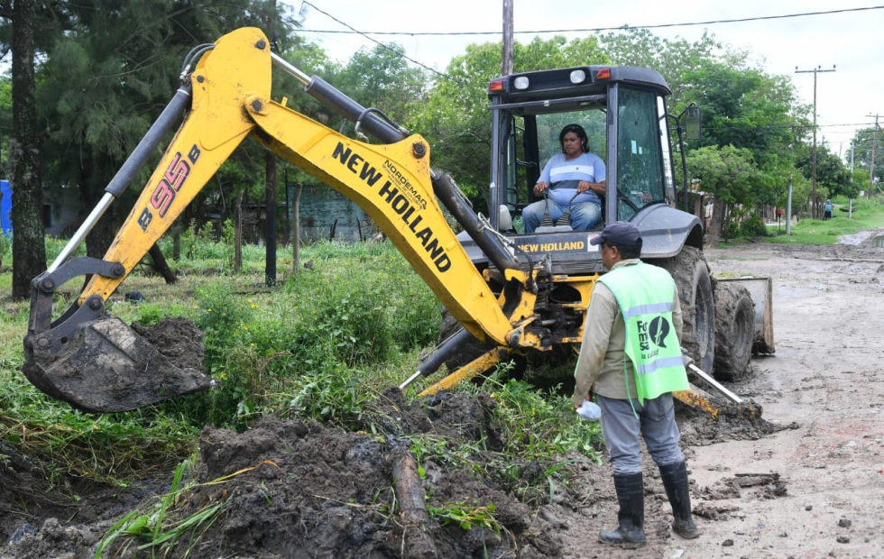 Cuadrillas comunales acentuaron tareas de limpieza y desobstrucción de desagües pluviales