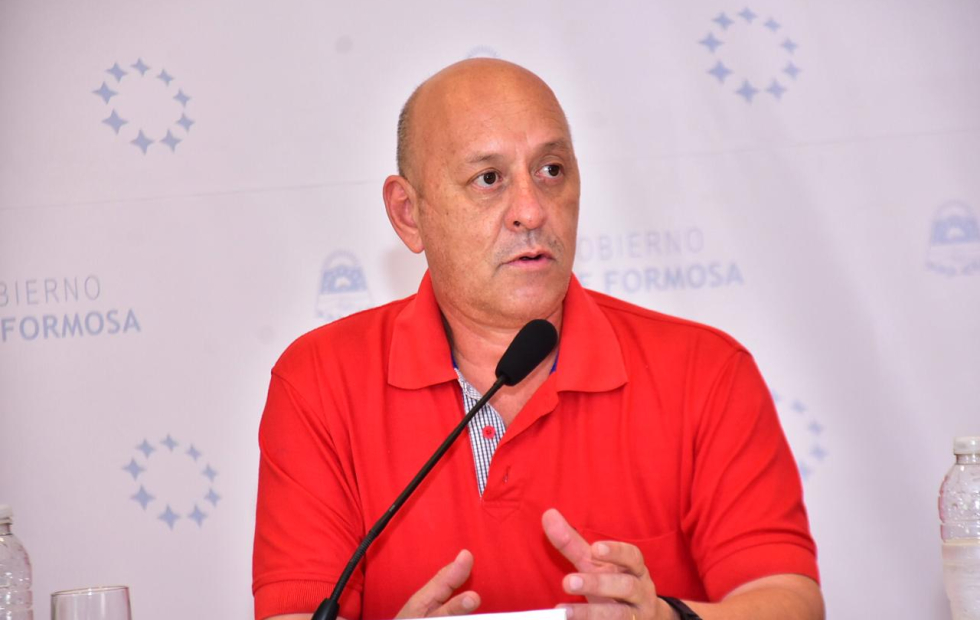 Los casos positivos de la ciudad corresponden a contactos estrechos, confirmó Romero Bruno