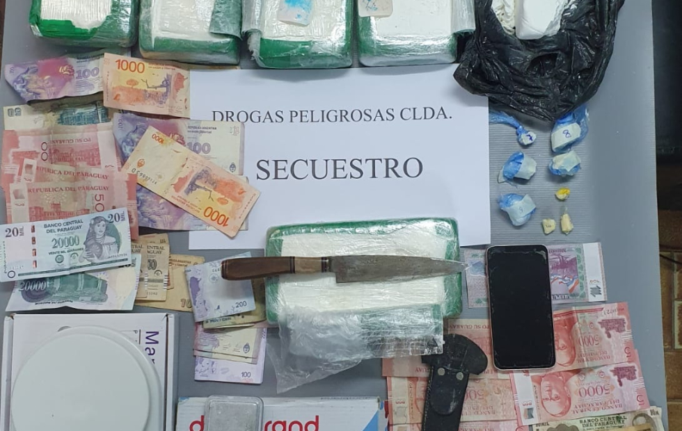 Drogas Peligrosas de Clorinda secuestra cocaína valuada en cerca de $12.000.000 y detiene a dos personas