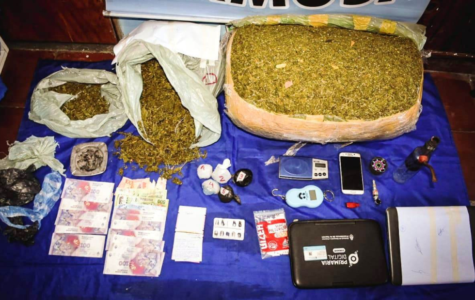 Desarticulan un centro de distribución de drogas en el barrio San Isidro Labrador