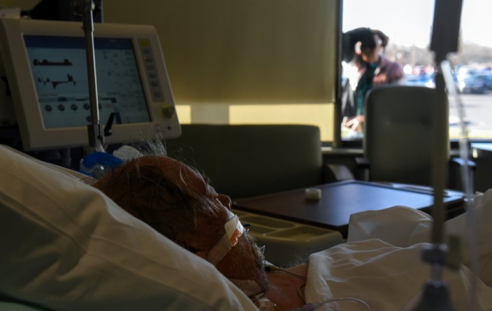 Estados Unidos tiene más de 90 mil personas hospitalizadas por coronavirus, la mayor cantidad durante la pandemia