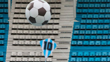 Foto- Homenaje a Diego Maradona en el Cilindro de Avellaneda..jpg