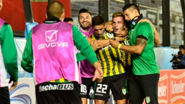 Foto- Banfield sigue firme y consiguió otra victoria que lo deja líder..jpg