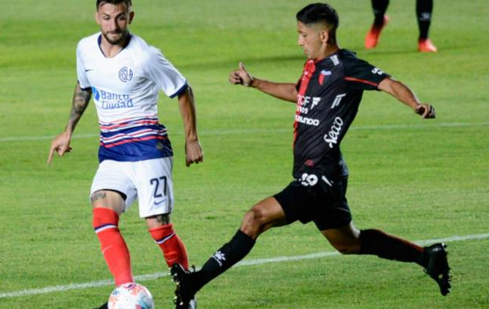 Colón derrotó a San Lorenzo y tiene puntaje ideal