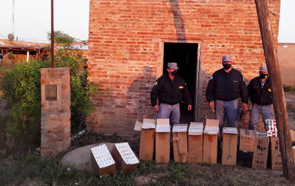 La Policía secuestró más de 500 gruesas de cigarrillos por un monto superior a los 700.000 pesos
