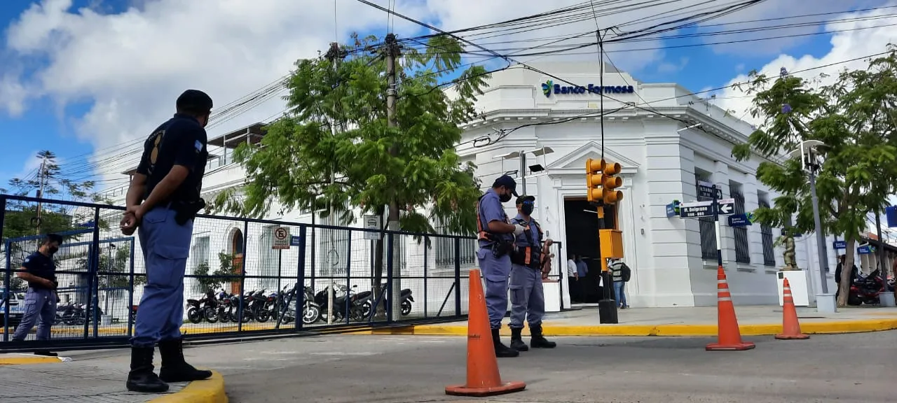 vallascercacasagobierno.jpg