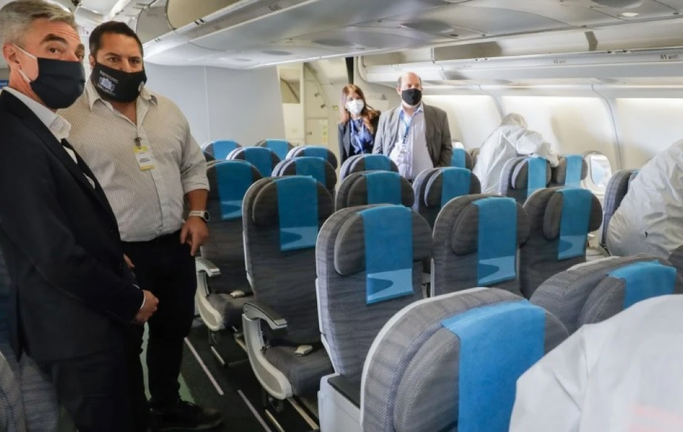 Anuncian el regreso de los vuelos y colectivos de larga distancia