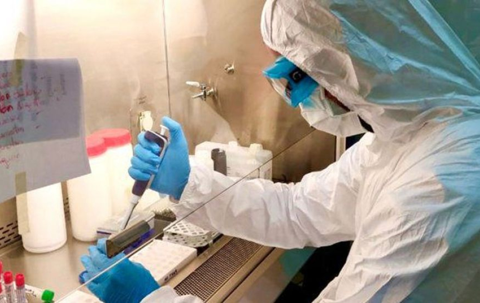 “Las partidas de vacunas son pocas por eso el personal de laboratorios está en lista de espera”