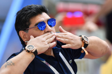 Maradonalujosherencia.jpg