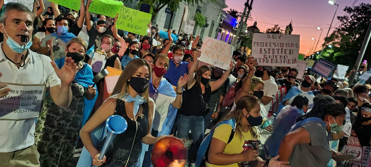 MARCHA 20.jpg