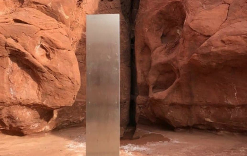 Intriga en EE.UU.: encuentran una misteriosa estructura de metal en medio del desierto