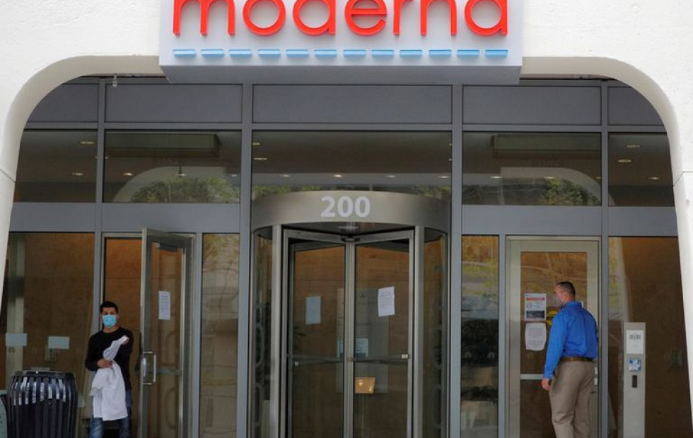 Moderna anunció que un estudio preliminar de su vacuna contra el Covid-19 mostró altos niveles de anticuerpos en adultos mayores