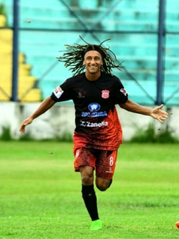 Foto- Francisco De Souza Filho, ex jugador de Sportivo Patria de Formosa..jpg
