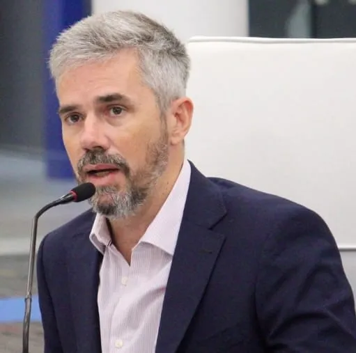 3 Patricio Evans.jpg
